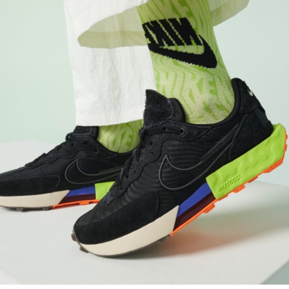 Nike Fontana Waffle - Black Volt - Women's - 8.5